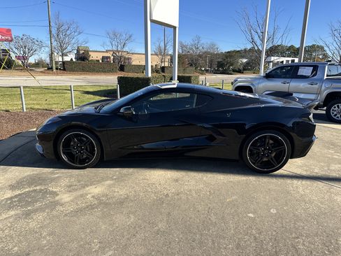 Used 2024 Chevrolet Corvette Stingray Coupe w/ 1LT image 7