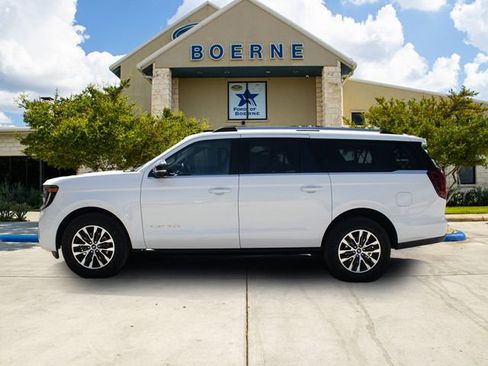 Used 2025 Ford Expedition Max Active image 2