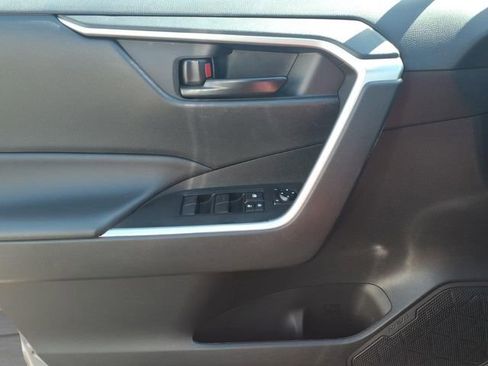 Used 2024 Toyota RAV4 LE AWD/4WD image 15
