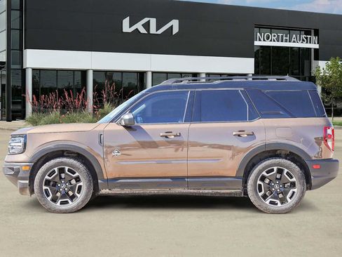 Used 2022 Ford Bronco Sport Outer Banks w/ Tech Package image 4