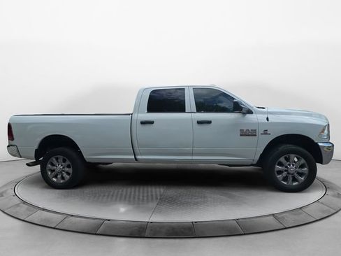 Used 2016 RAM 2500 Tradesman w/ Chrome Appearance Group AWD/4WD image 6