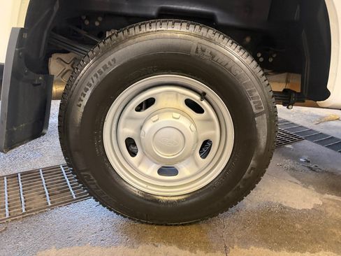 Used 2023 Ford F350 XL AWD/4WD image 26