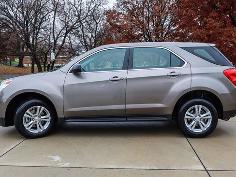 Used 2010 Chevrolet Equinox LS image 4