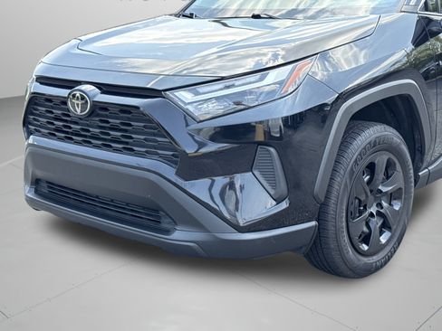 Used 2023 Toyota RAV4 LE FWD image 26