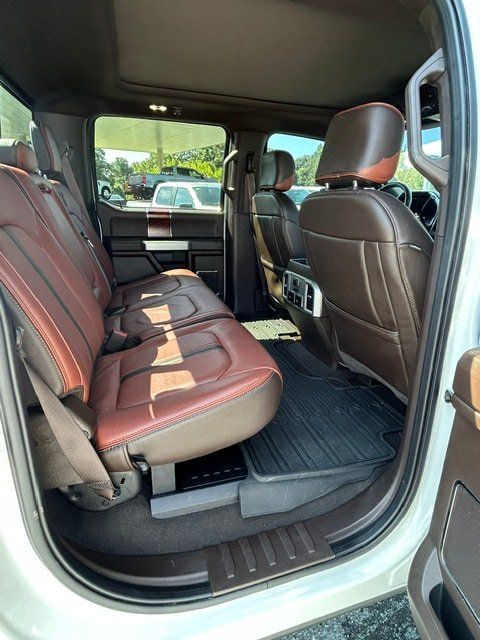 Used 2022 Ford F250 King Ranch w/ King Ranch Ultimate Package AWD/4WD image 9