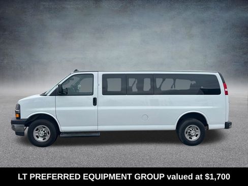 Used 2023 Chevrolet Express 3500 LT w/ LT Preferred Equipment Group RWD image 2