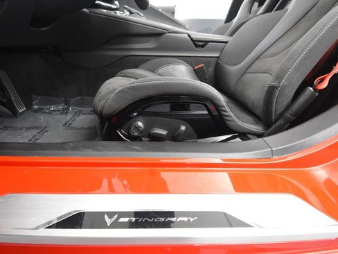 Used 2020 Chevrolet Corvette Stingray Preferred Cpe w/ 2LT image 24