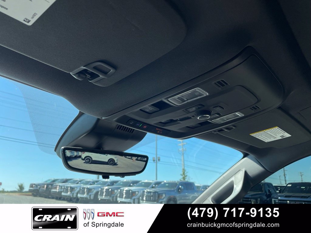 Used 2025 GMC Yukon Elevation w/ Elevation Premium Package AWD/4WD image 21