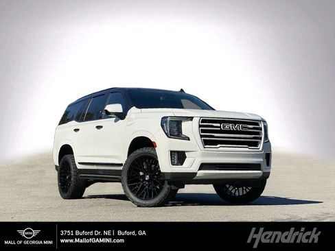Used 2023 GMC Yukon SLT image 1