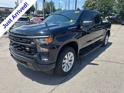 Used 2025 Chevrolet Silverado 1500 Custom AWD/4WD image 5