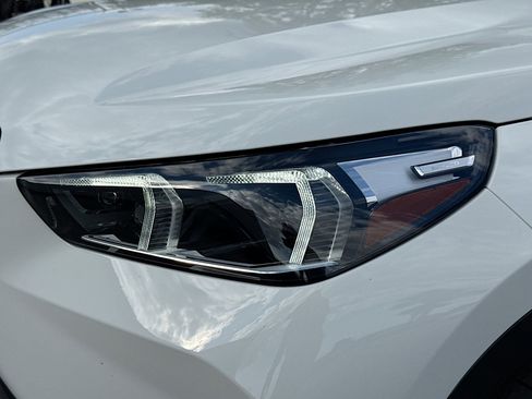 Used 2025 BMW X1 xDrive28i w/ Technology Package AWD/4WD image 9