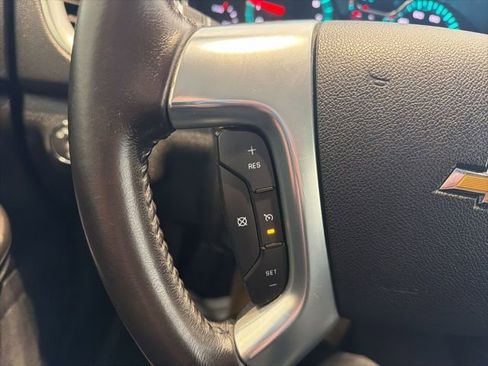 Used 2017 Chevrolet Traverse LT image 24