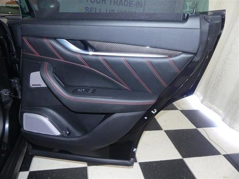 Used 2020 Maserati Levante GTS image 33