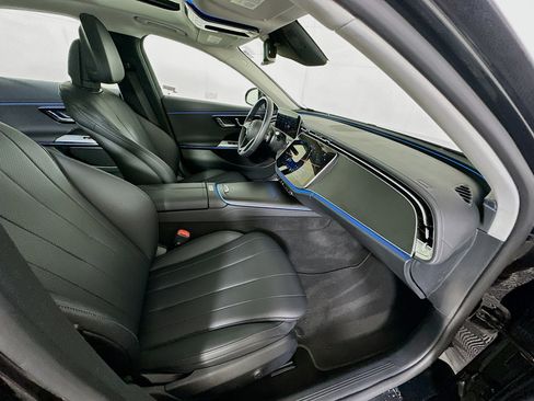 Used 2025 Mercedes-Benz E 350 E 350 image 32