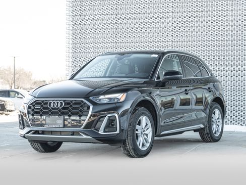 Certified 2023 Audi Q5 2.0T Premium w/ Convenience Package image 6