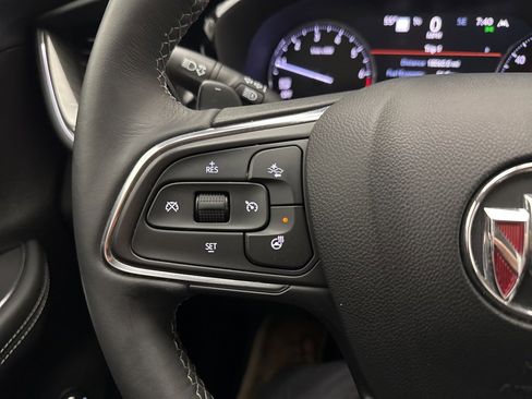 Used 2022 Buick Envision Essence w/ Technology Package I image 41