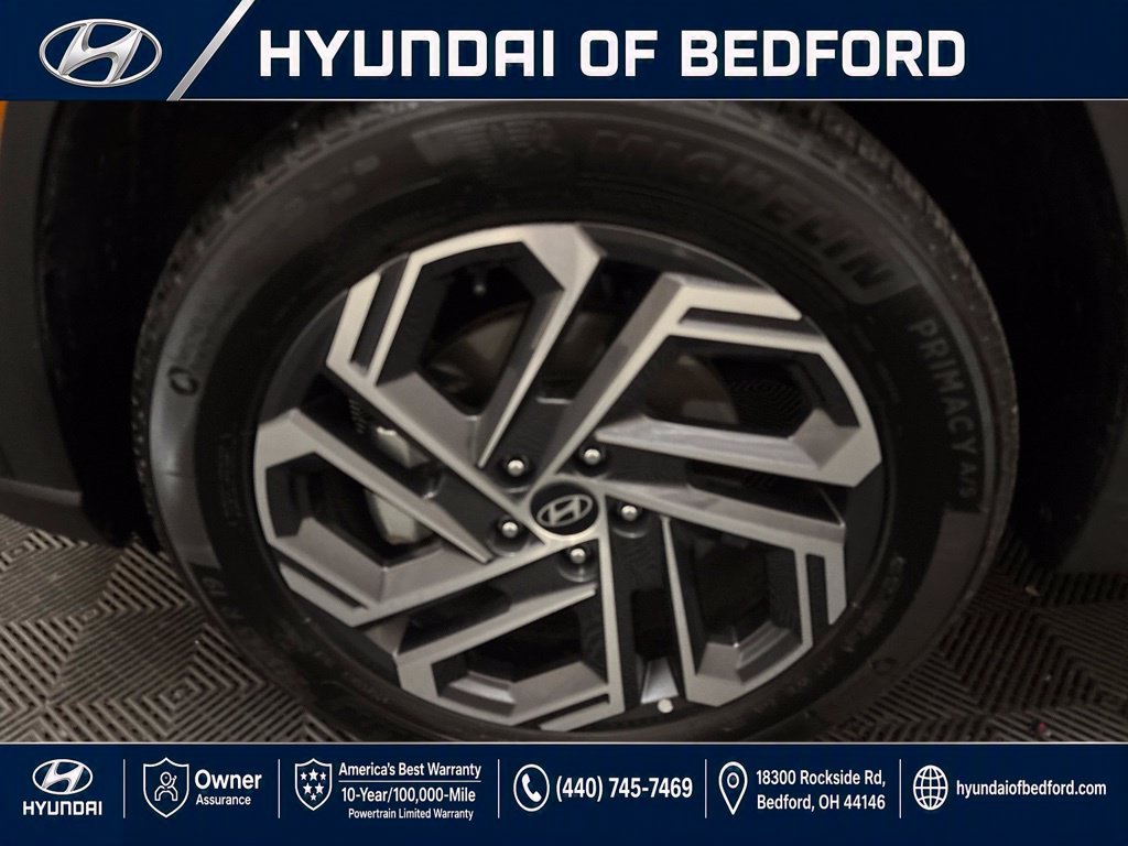 Used 2025 Hyundai Tucson Limited AWD/4WD image 32