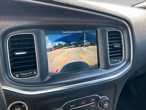 Used 2018 Dodge Charger SXT Plus w/ Beats Audio Group RWD image 27