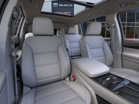 New 2026 Buick Enclave Avenir w/ Super Cruise Package FWD image 16