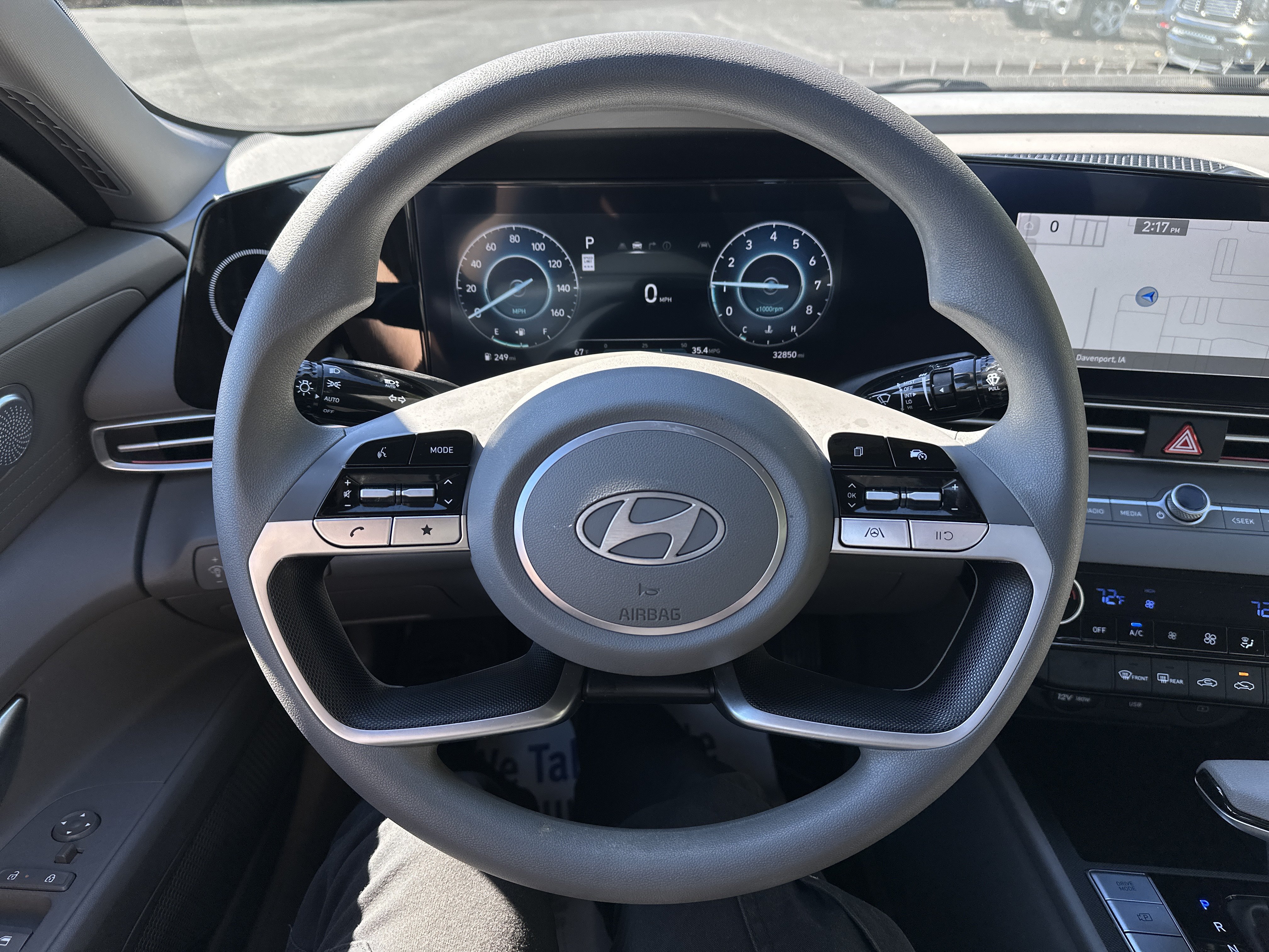 Certified 2024 Hyundai Elantra SEL FWD image 14