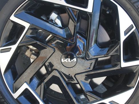 Used 2024 Kia Sportage SX FWD image 19