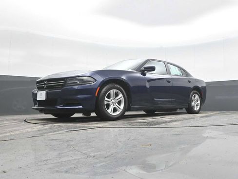 Used 2016 Dodge Charger SE image 26