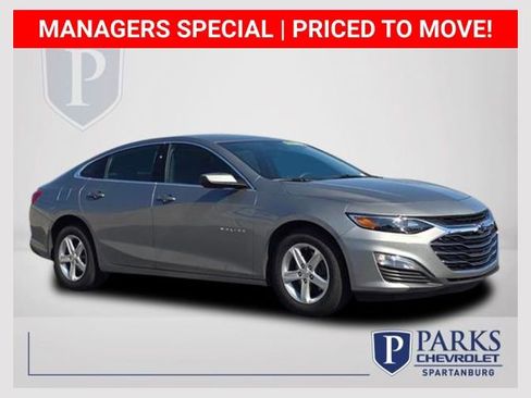 New 2025 Chevrolet Malibu LS image 1