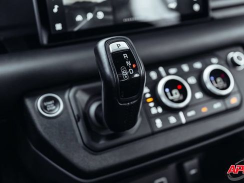 Used 2020 Land Rover Defender 110 X AWD/4WD image 13