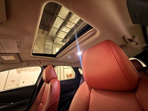 Used 2025 MAZDA CX-30 AWD 2.5 S w/ Preferred Package image 17