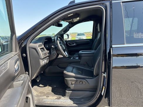 Used 2023 GMC Yukon XL SLT w/ SLT Luxury Package AWD/4WD image 29