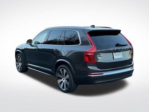 Used 2024 Volvo XC90 B6 Ultimate w/ Protection Package image 3