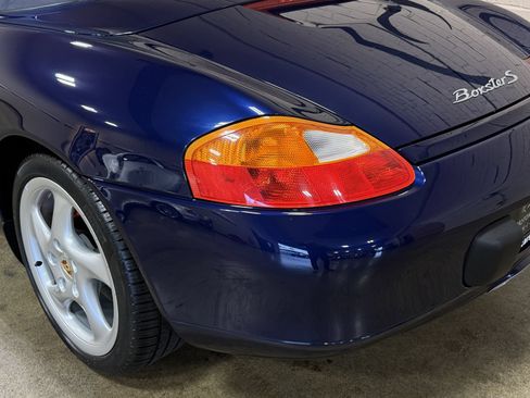 Used 2001 Porsche Boxster S RWD image 14