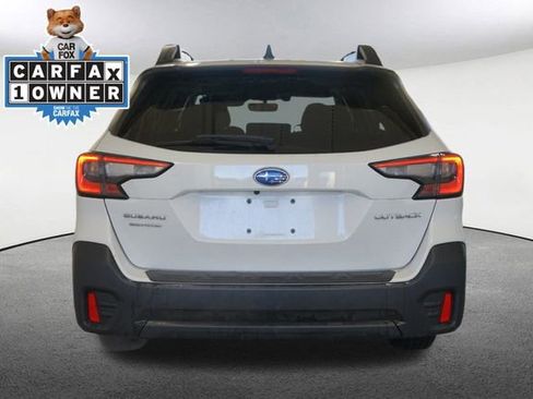 Used 2022 Subaru Outback Premium image 12
