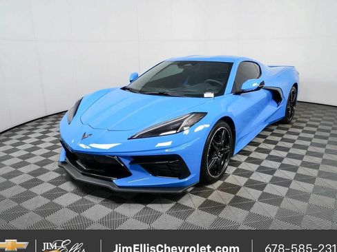 Used 2025 Chevrolet Corvette Stingray Preferred Cpe w/ 2LT RWD image 21