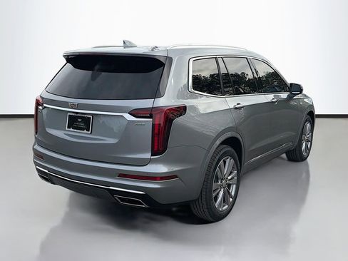 Certified 2024 Cadillac XT6 Premium Luxury FWD image 5