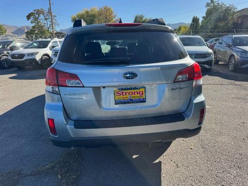 Used 2014 Subaru Outback 2.5i Limited w/ Moonroof Package image 6