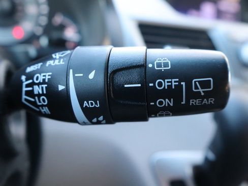 Used 2011 Honda Odyssey EX-L image 33