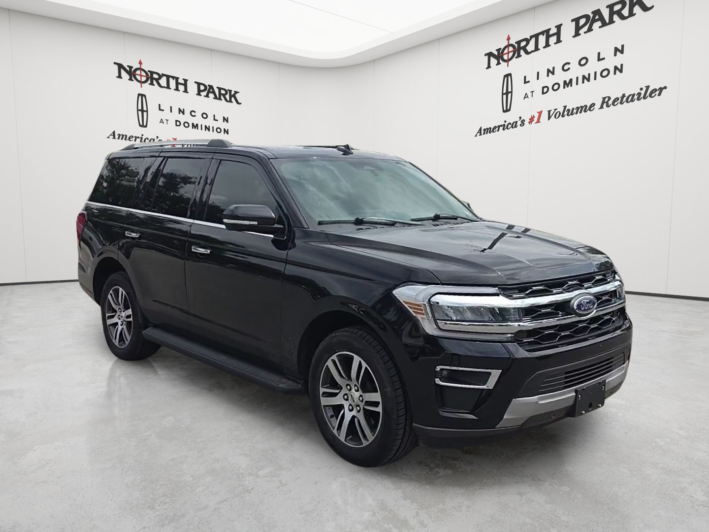 Used 2024 Ford Expedition Limited RWD image 7