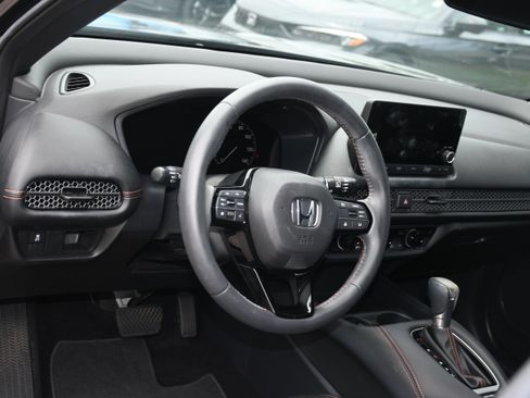 Certified 2025 Honda HR-V Sport image 8