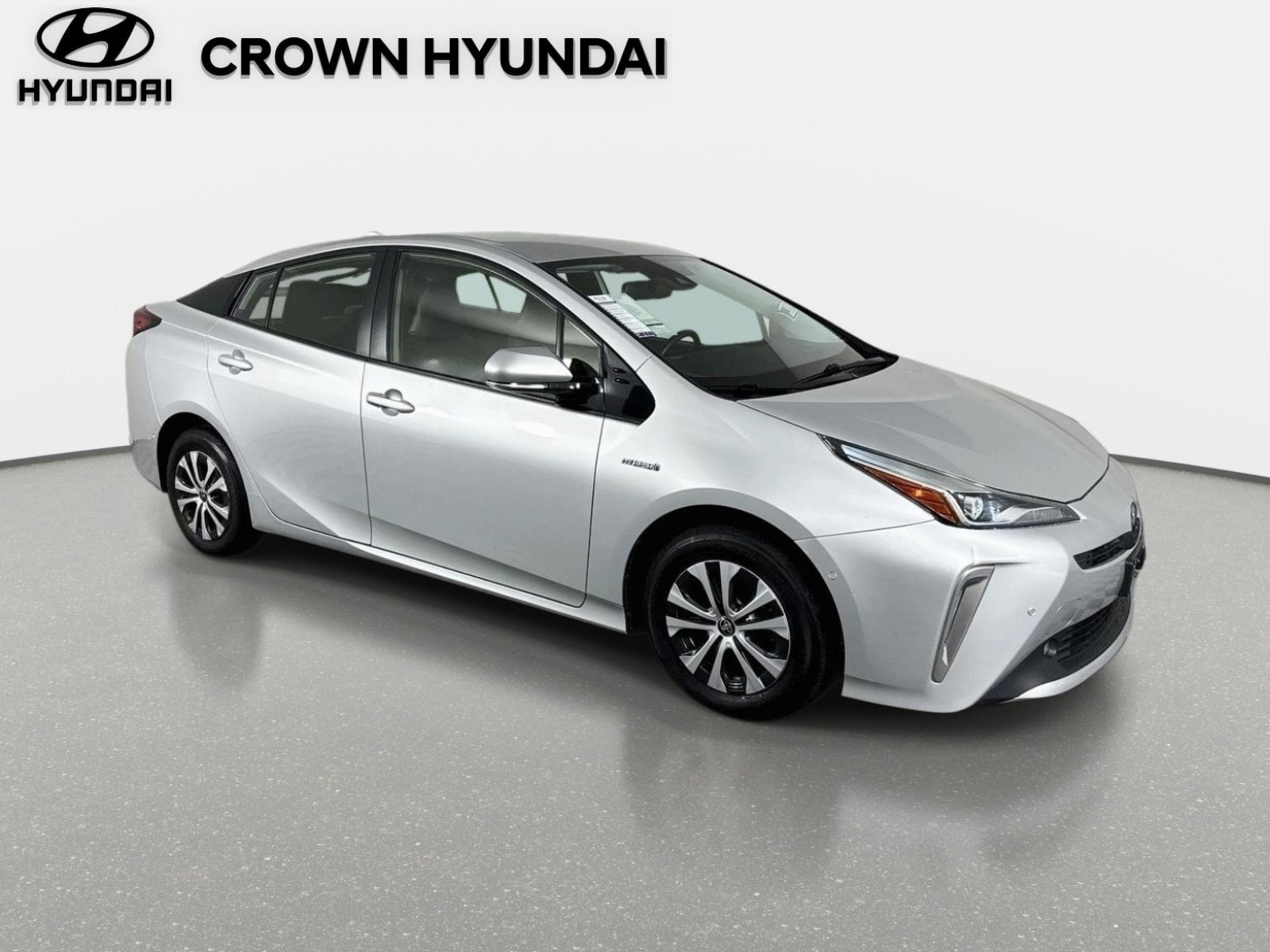 Used 2020 Toyota Prius XLE w/ Advanced Technology Package AWD/4WD image 4