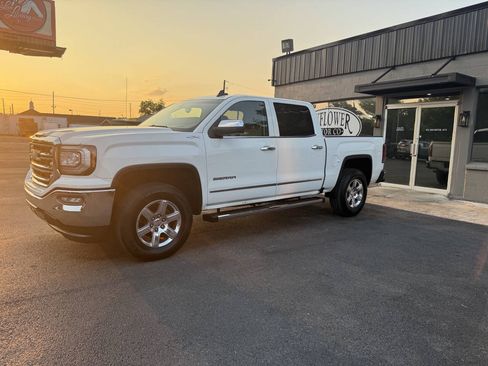 Used 2017 GMC Sierra 1500 SLT AWD/4WD image 5