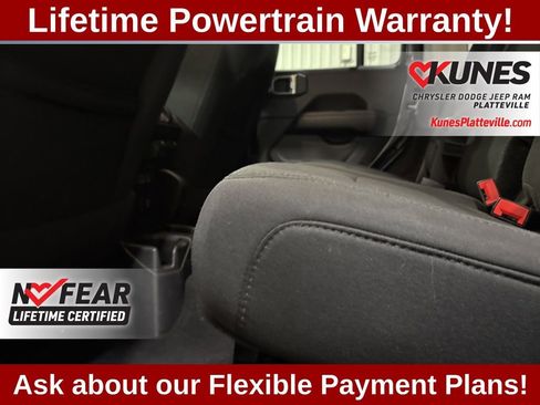 Used 2019 Jeep Wrangler Unlimited Sahara w/ Safety Group AWD/4WD image 19