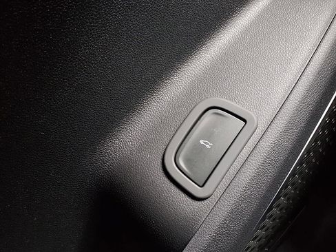 New 2026 Buick Enclave Sport Touring w/ LPO, Floor Liner Package FWD image 10