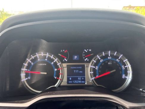 Used 2016 Toyota 4Runner SR5 Premium AWD/4WD image 13