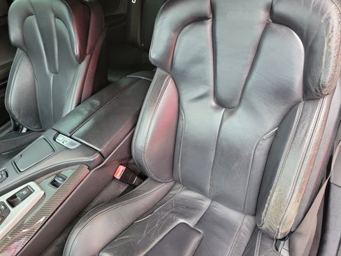 Used 2012 BMW M6 Convertible RWD image 10