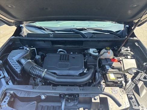 Used 2023 GMC Acadia SLT image 22