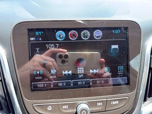 Used 2018 Chevrolet Equinox LT w/ Sun & Infotainment Package FWD image 39