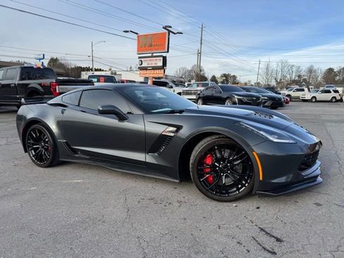 Used 2019 Chevrolet Corvette Z06 image 1