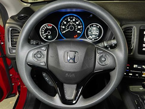 Used 2017 Honda HR-V EX image 25