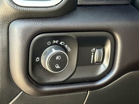 Used 2024 RAM 3500 Big Horn w/ Night Edition AWD/4WD image 22